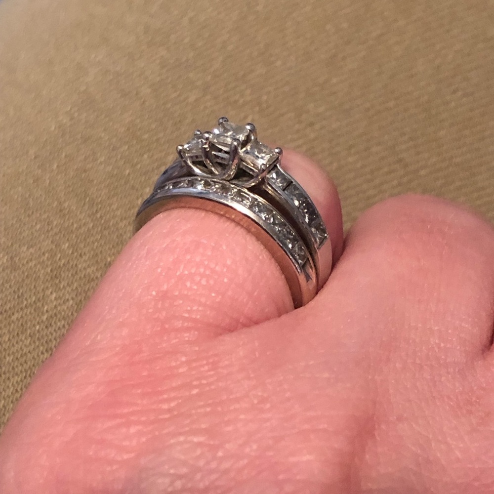 Wedding Ring Set - Picture 3 of 4